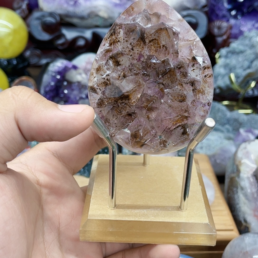 昕***昕未镶嵌紫晶大型摆件（非配饰）