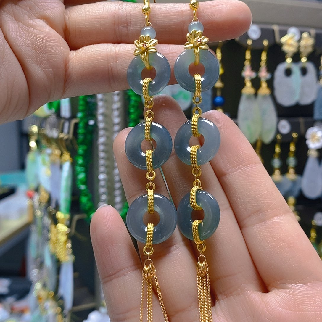 未镶嵌翡翠耳饰翡翠