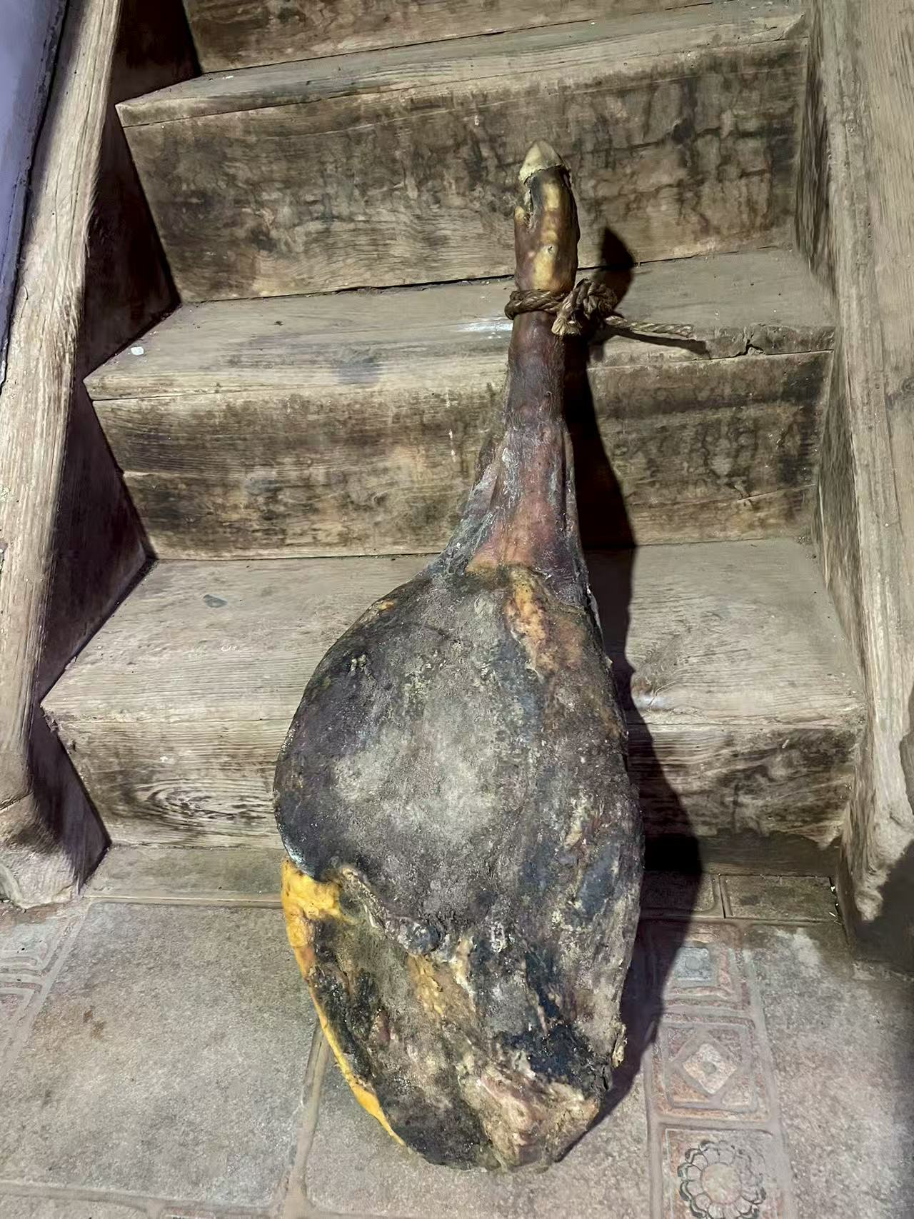 （山咔咔老表）一物一拍正宗宣威特产自然风干农村陈年老火腿