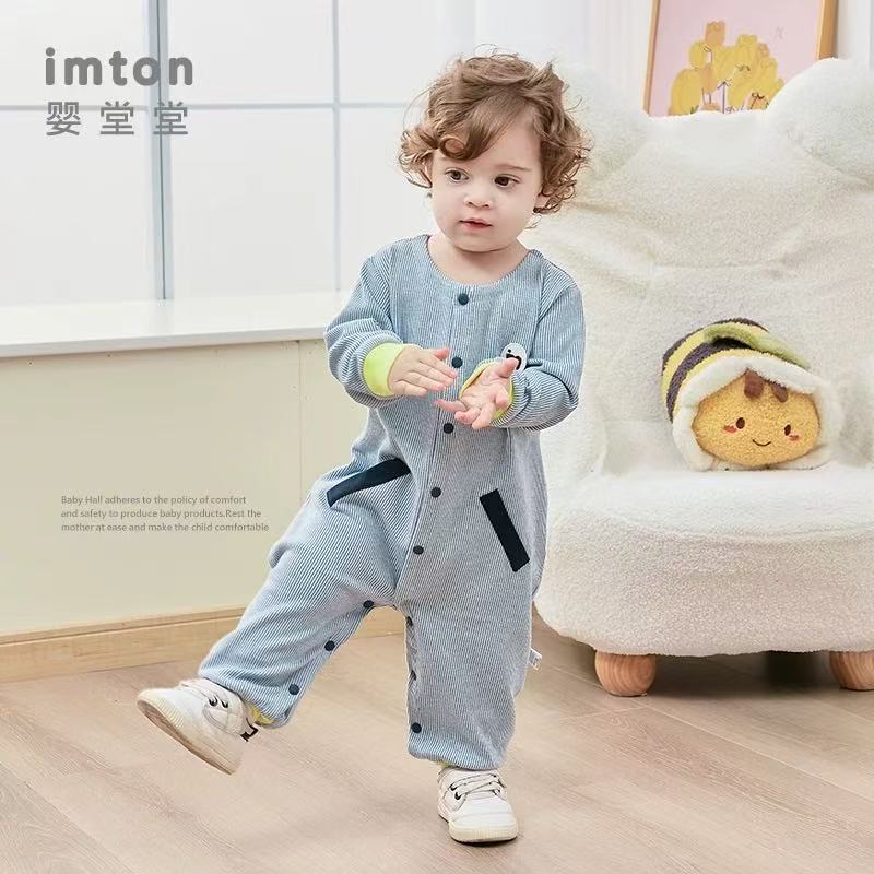 新款连体哈衣....