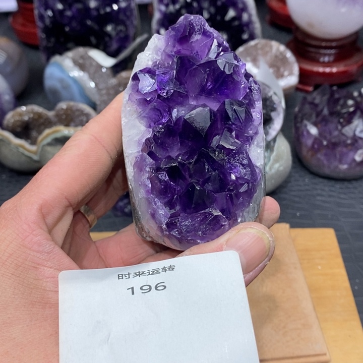 紫晶大型摆件（非配饰）未镶嵌