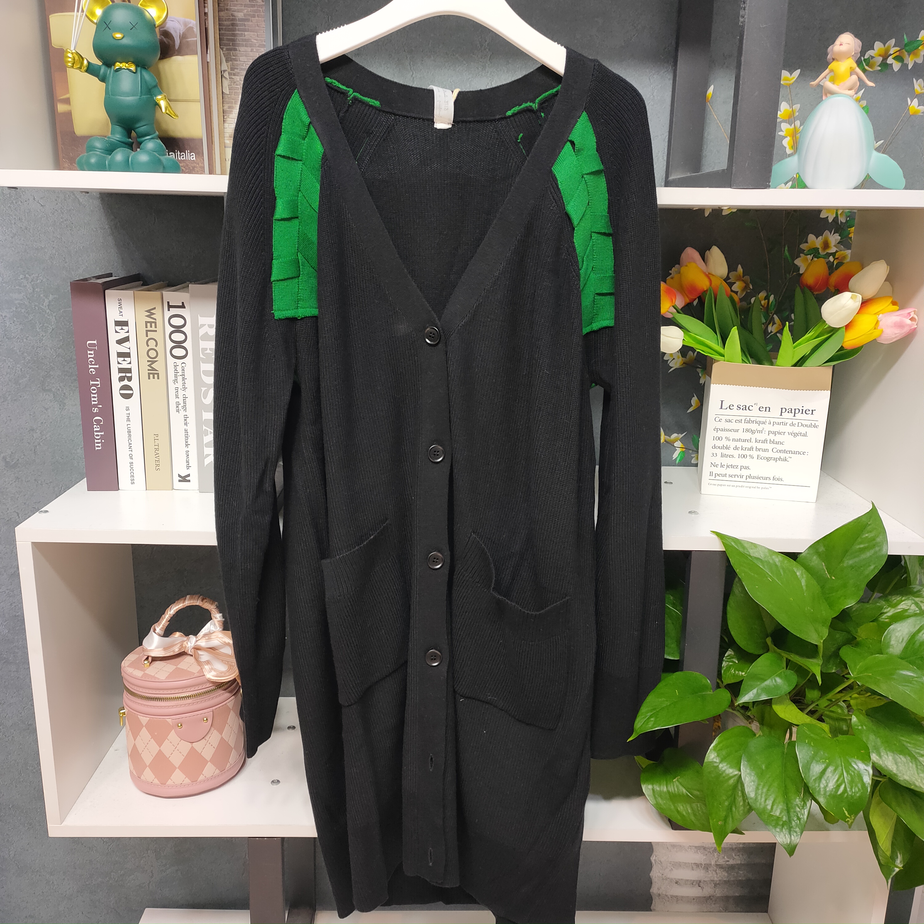 G2082时尚黑色V领长款拼接休闲开衫