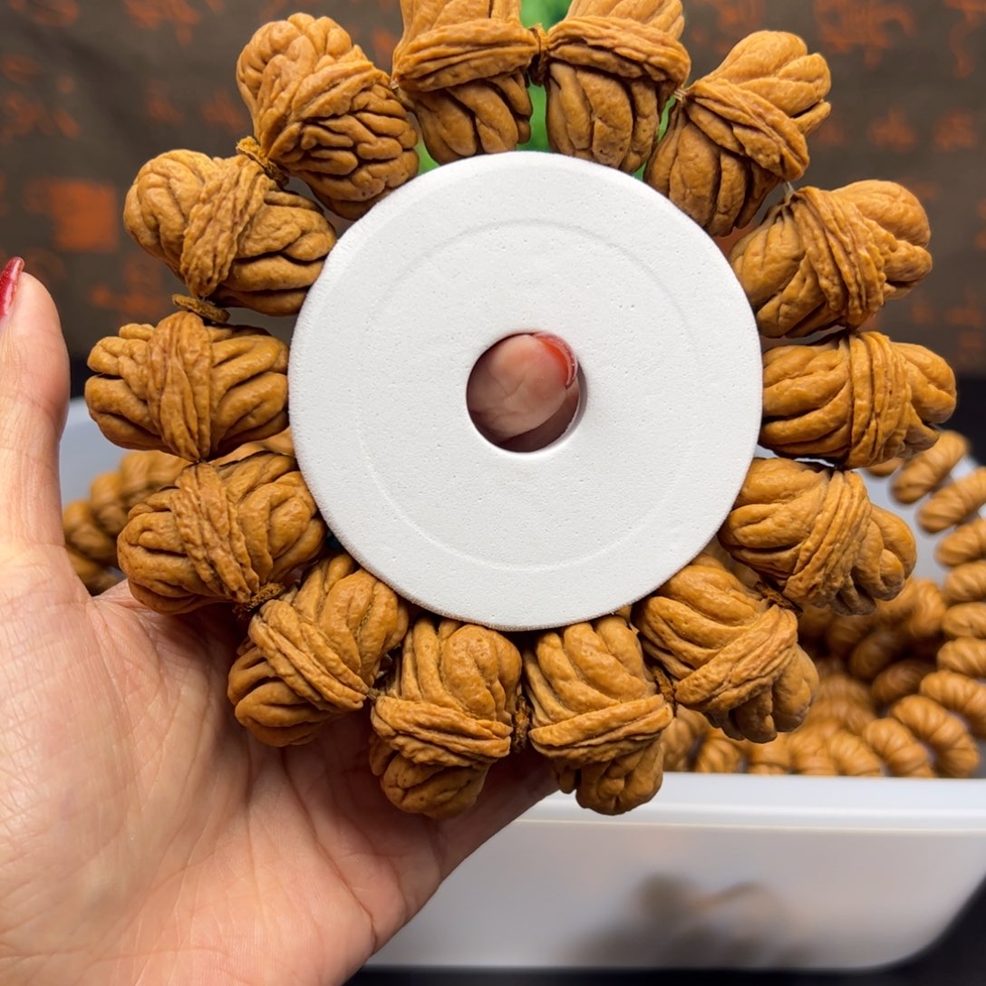 桃核手串摄**乔秦岭龙纹桃核