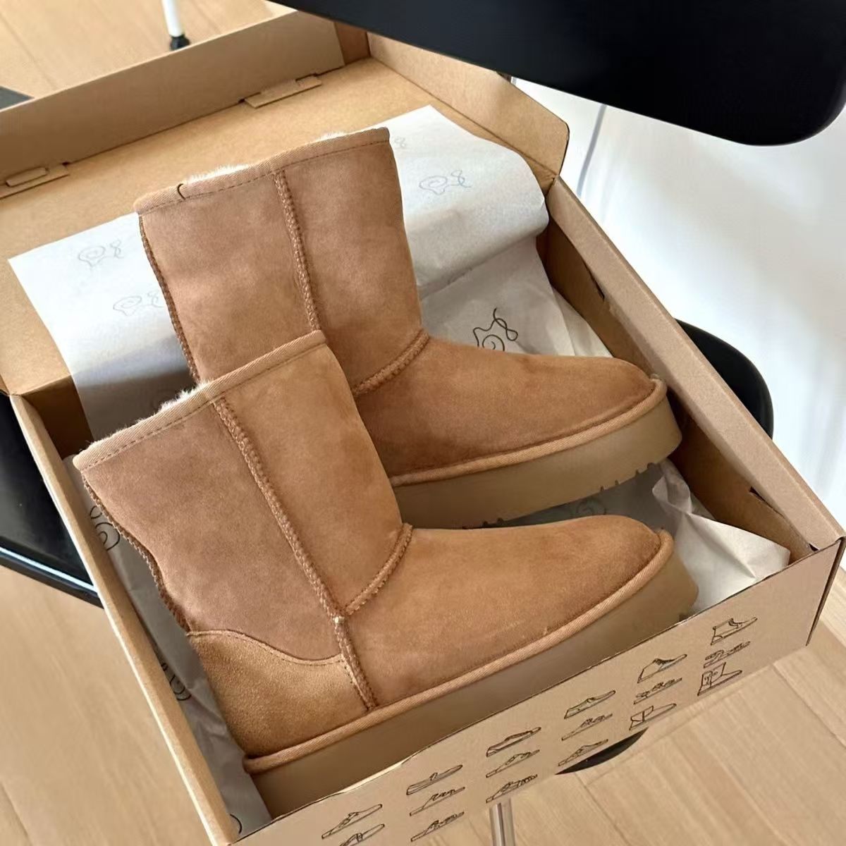 5825厚底款羊皮毛一体女保暖桑坡雪地靴