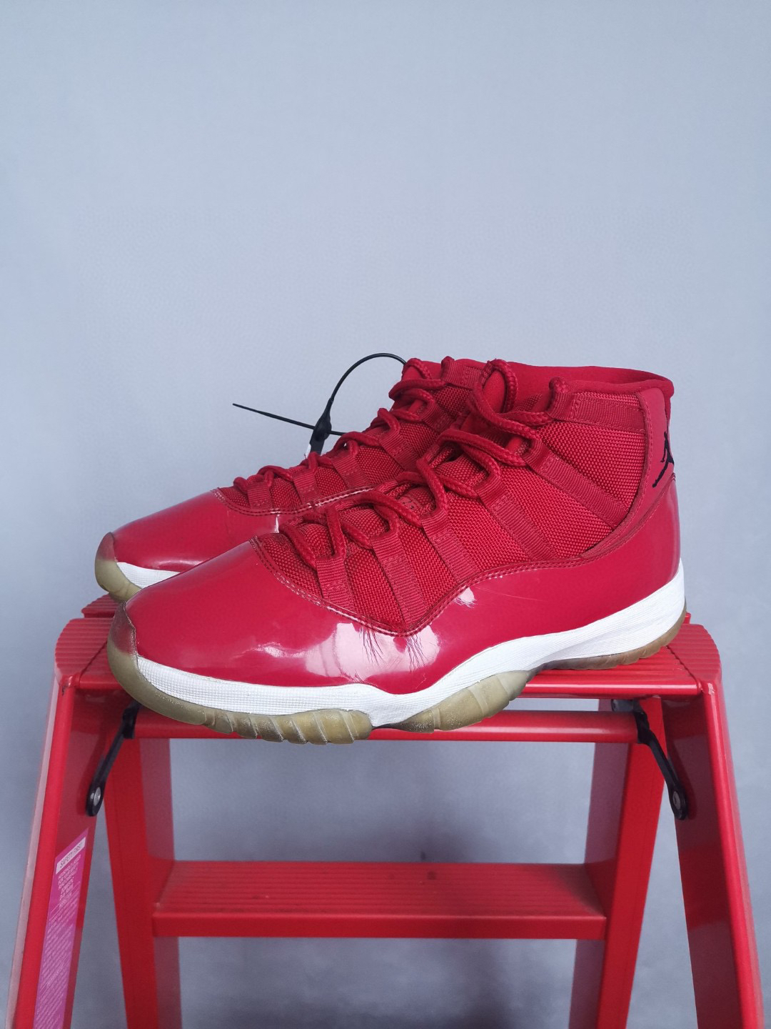 90新 AIR JORDAN Aj11大红43码原盒 KK1645