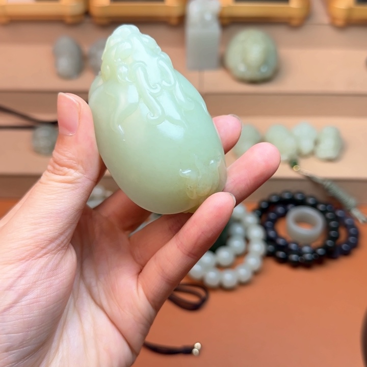和田玉（糖玉）摆件未镶嵌豪**金