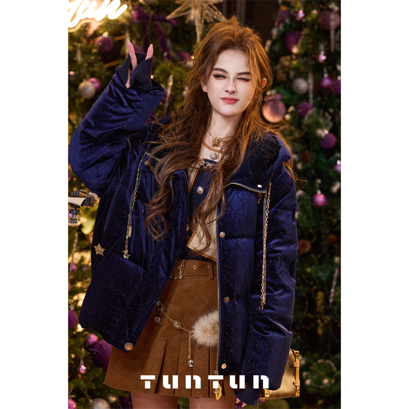 12月21号上新【蓝色星空顶】美到惊叹 撒银丝绒重工羽绒服