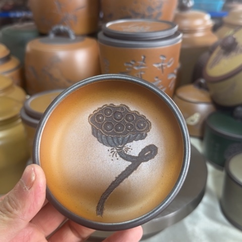 紫砂茶杯。。。。。。。。。