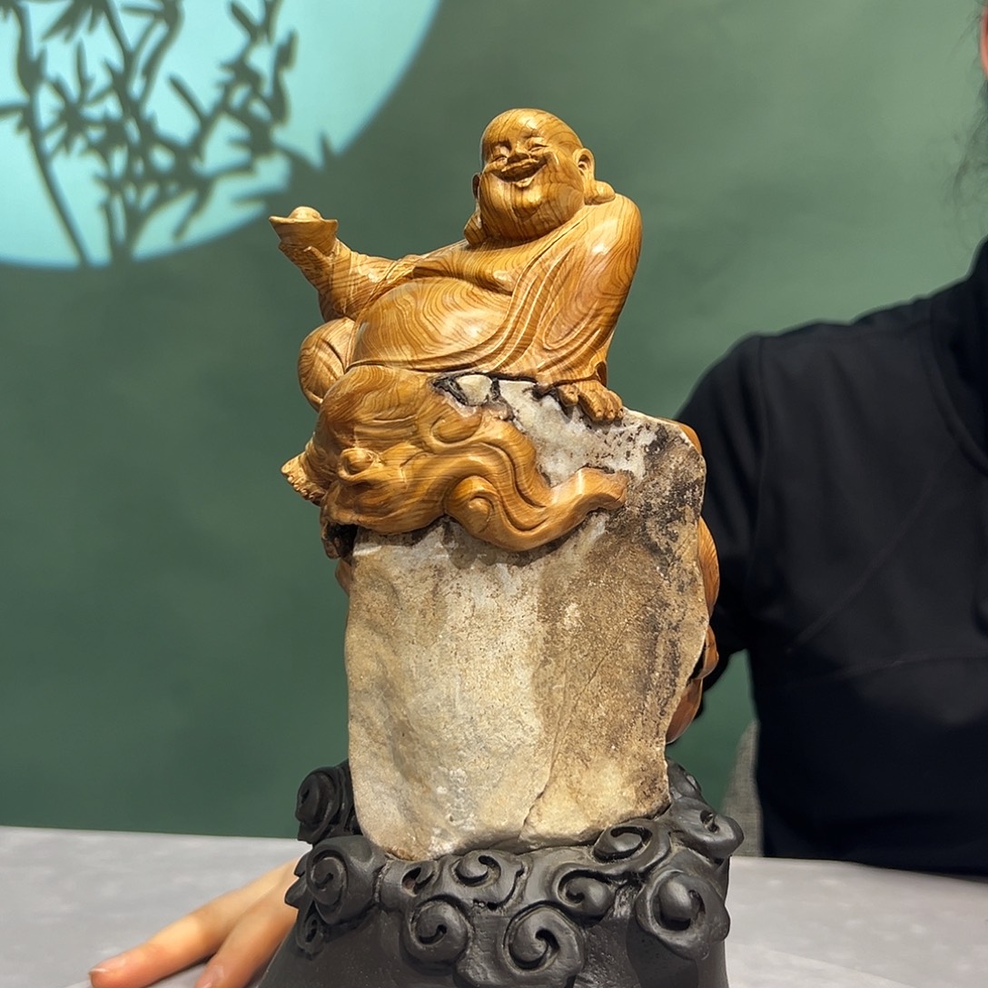 柏木（崖柏）乐乐抱石