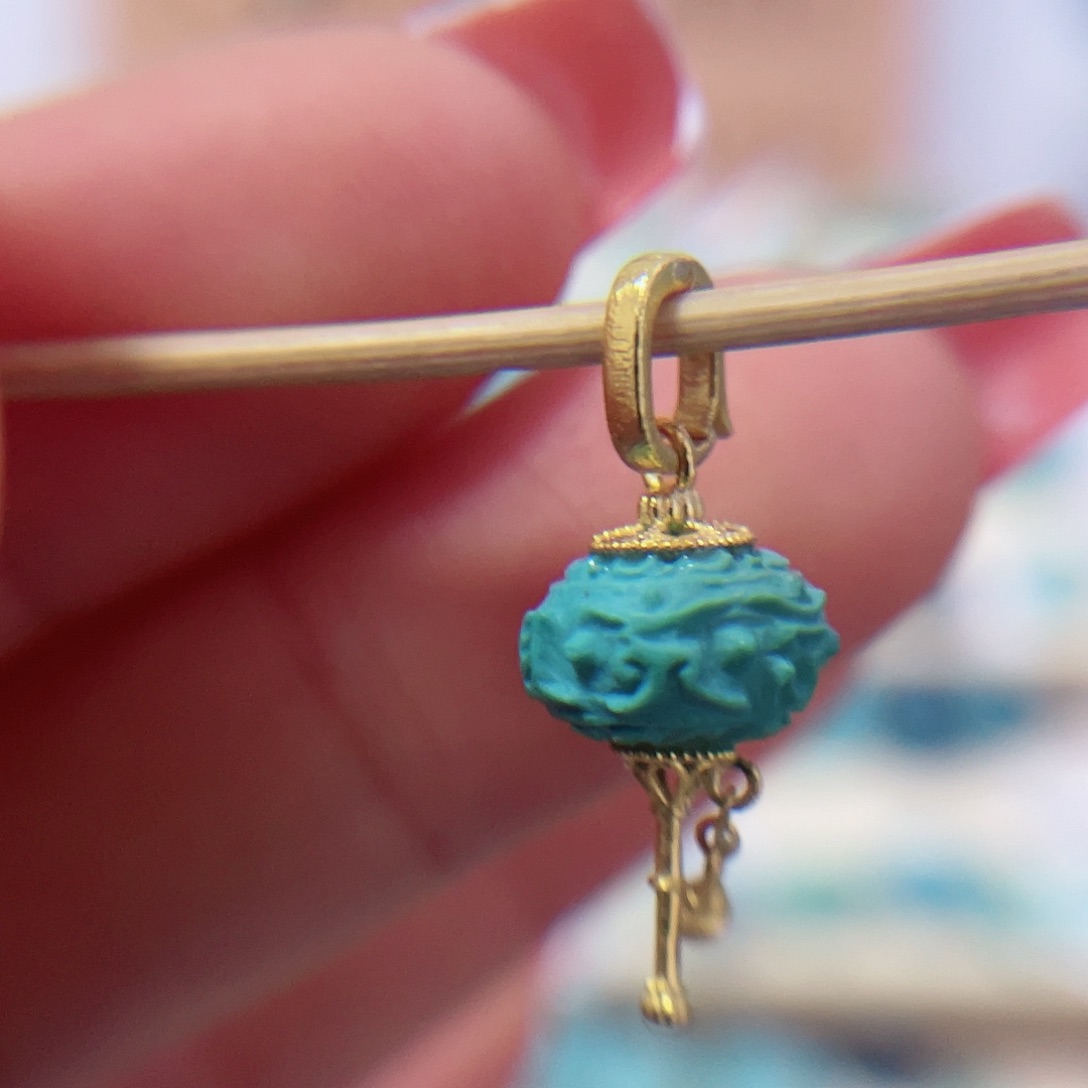 绿松石珠宝奇石18K金镶嵌