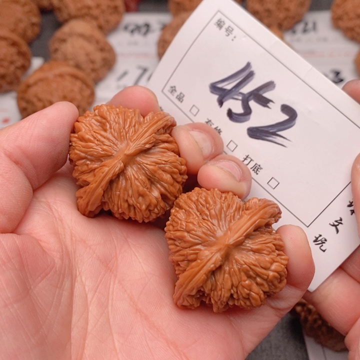 文玩核桃吊坠39楼子452