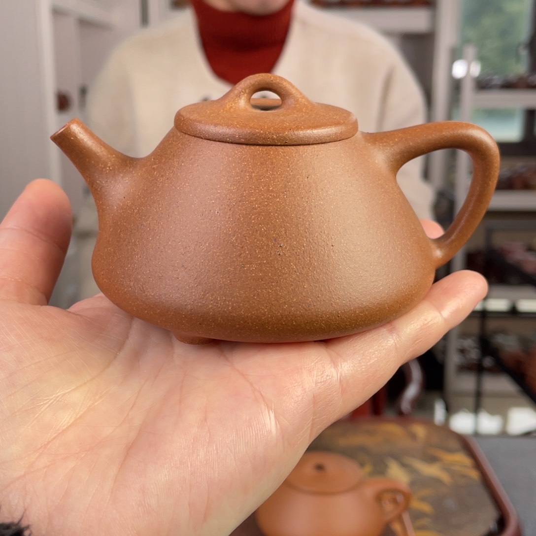 紫砂茶壶蟹黄段石瓢170cc