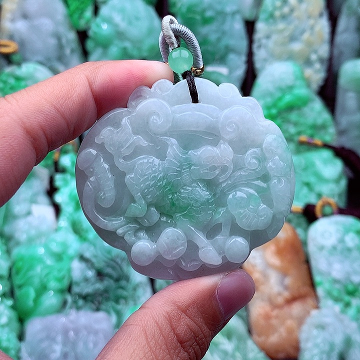翡翠吊坠(不含链)未镶嵌