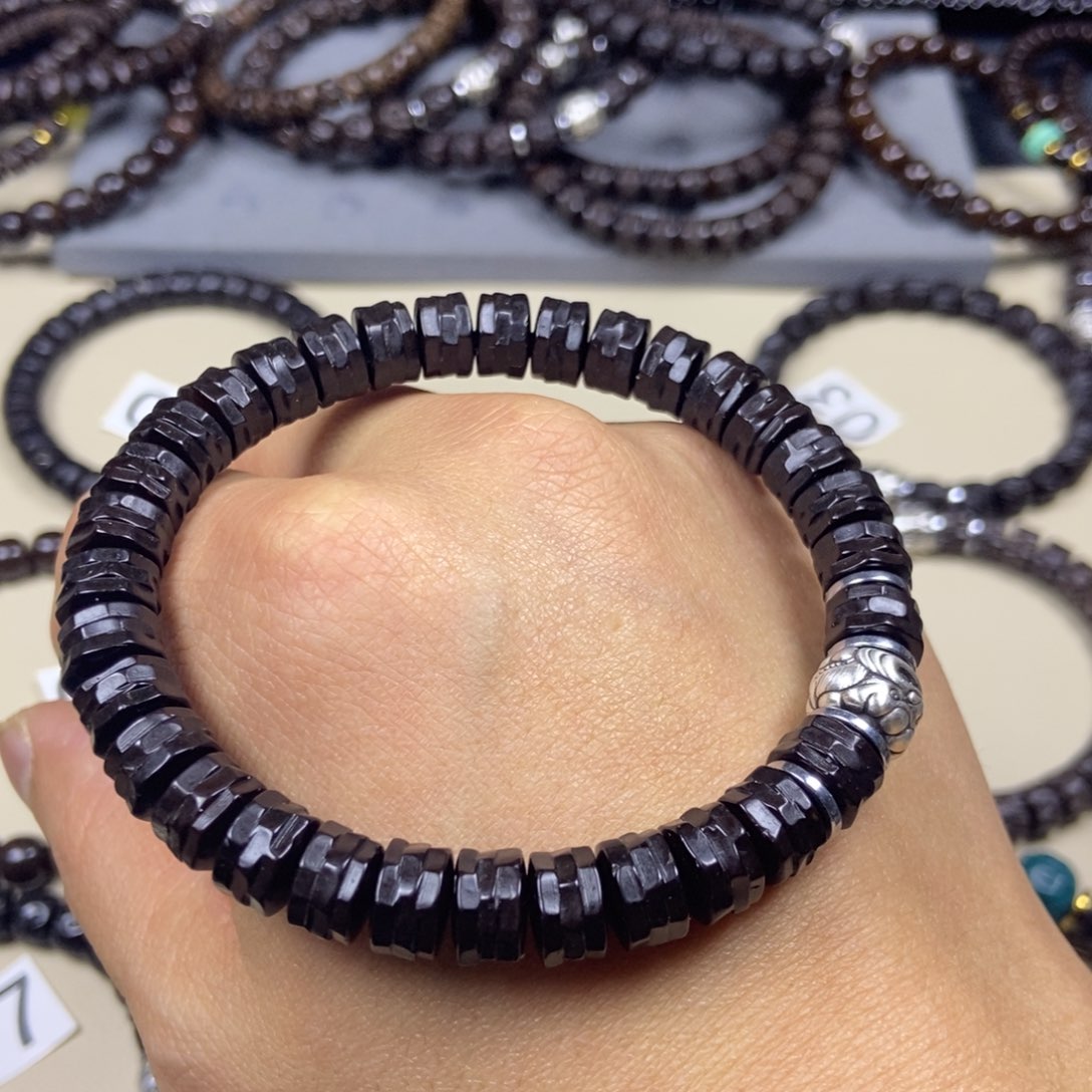 椰蒂手串_**桉耶蒂干将96醒狮