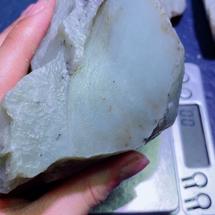 和田玉未镶嵌珠宝半成品