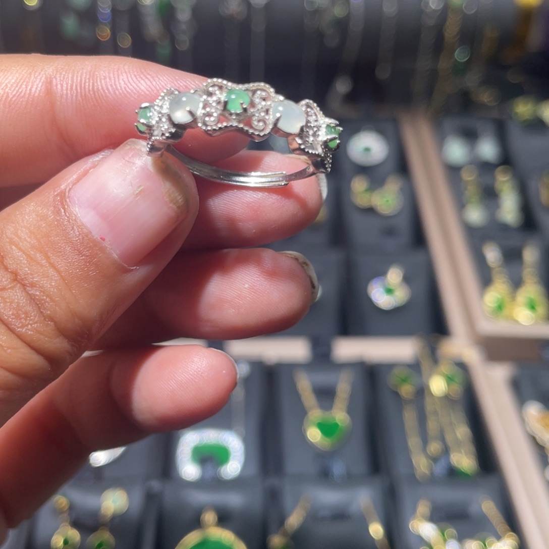 翡翠银S925镶嵌颈饰