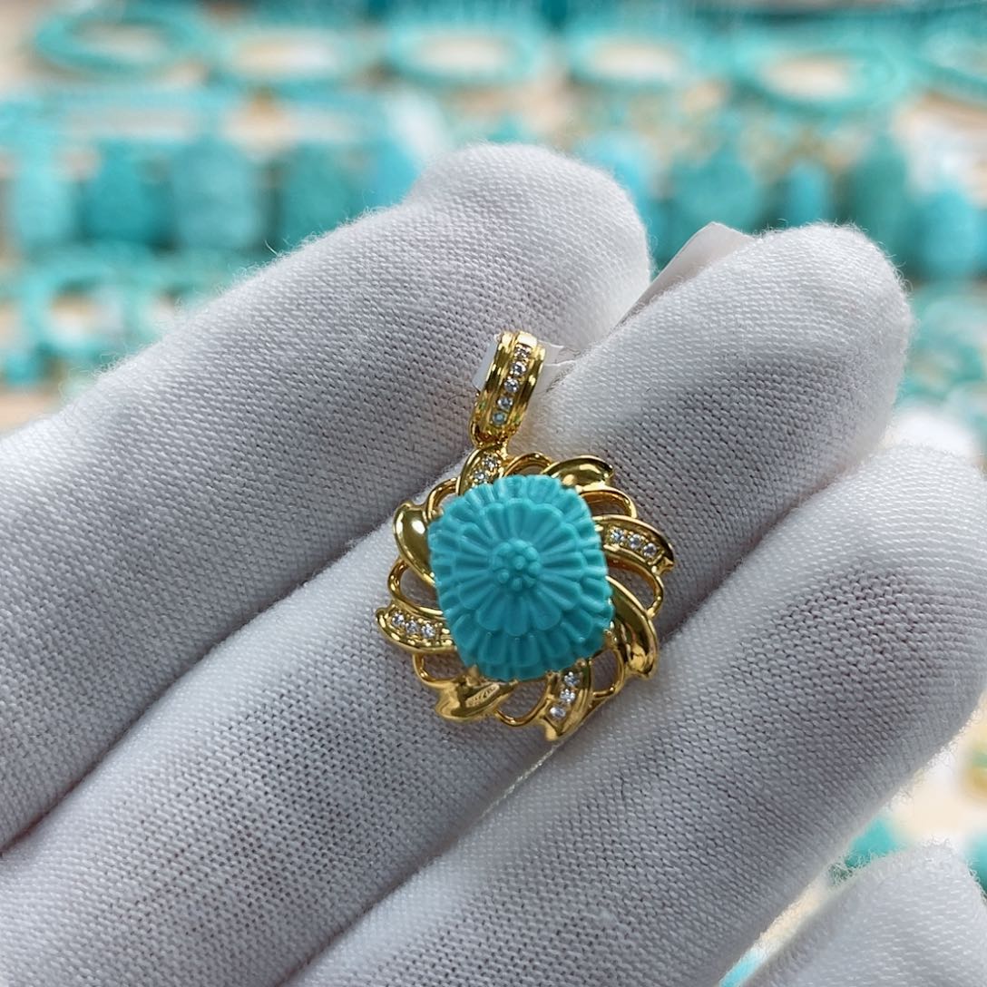 绿松石珠宝奇石18K金镶嵌