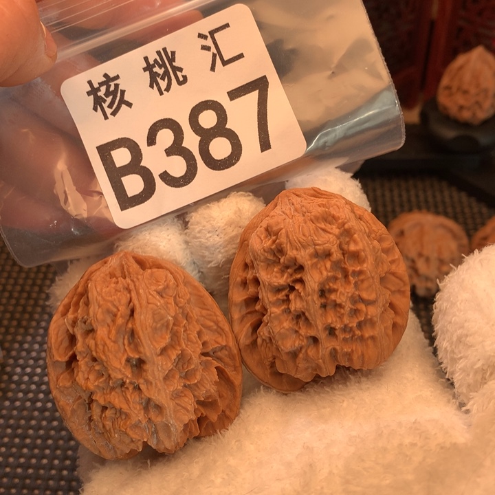 文玩核桃吊坠将军磅43