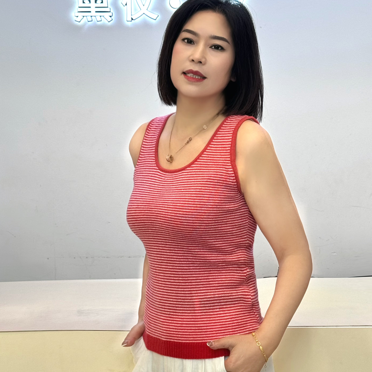 【杨姐推荐】女士修身显瘦羊绒吊带背心外穿内搭无袖打底衫