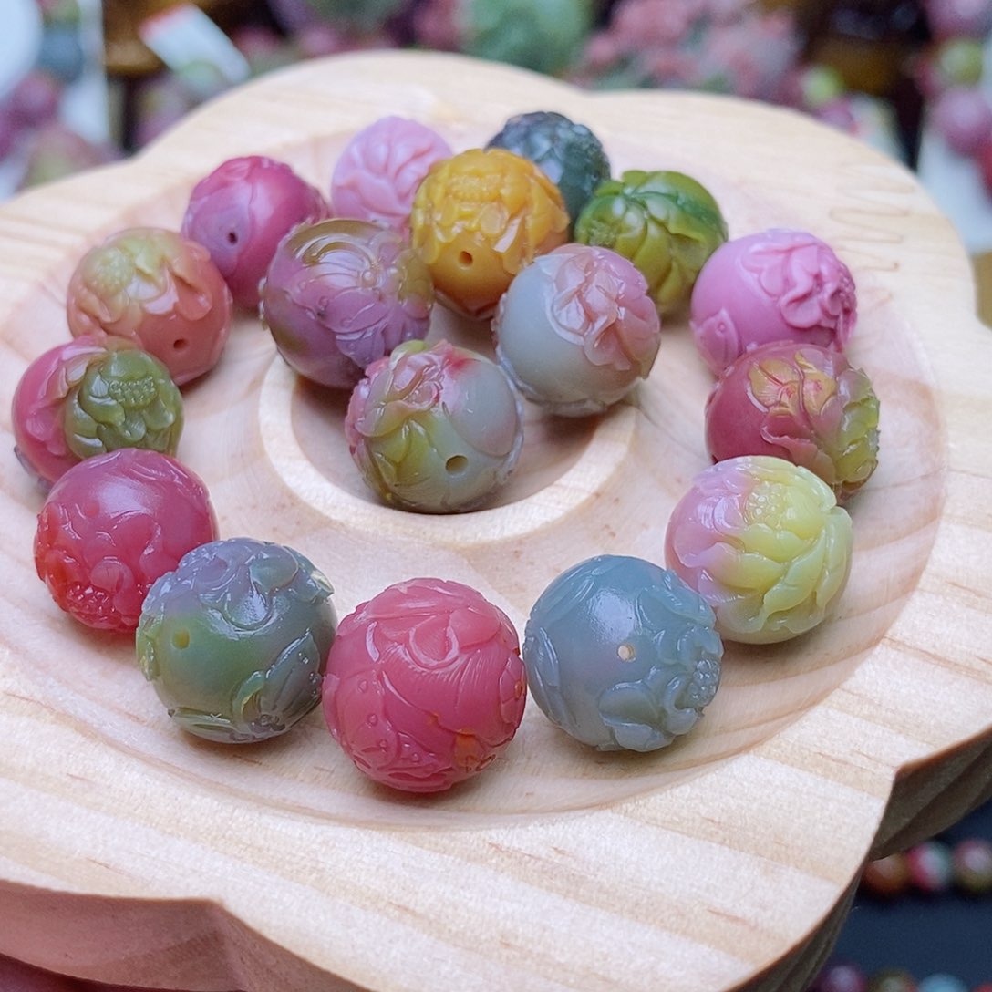 玛瑙/玉髓珠宝奇石未镶嵌╯****?盐源玛瑙定制