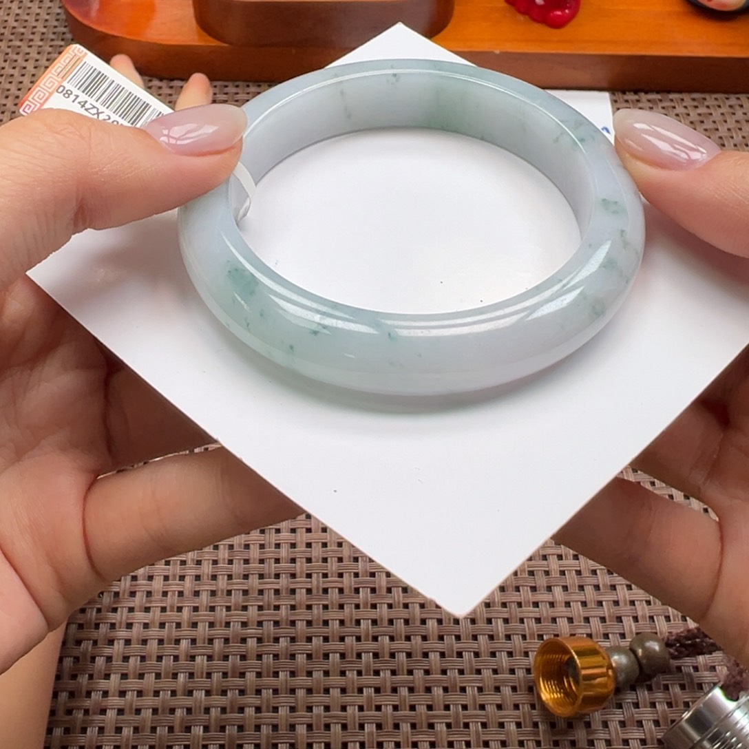 翡翠未镶嵌手镯6号