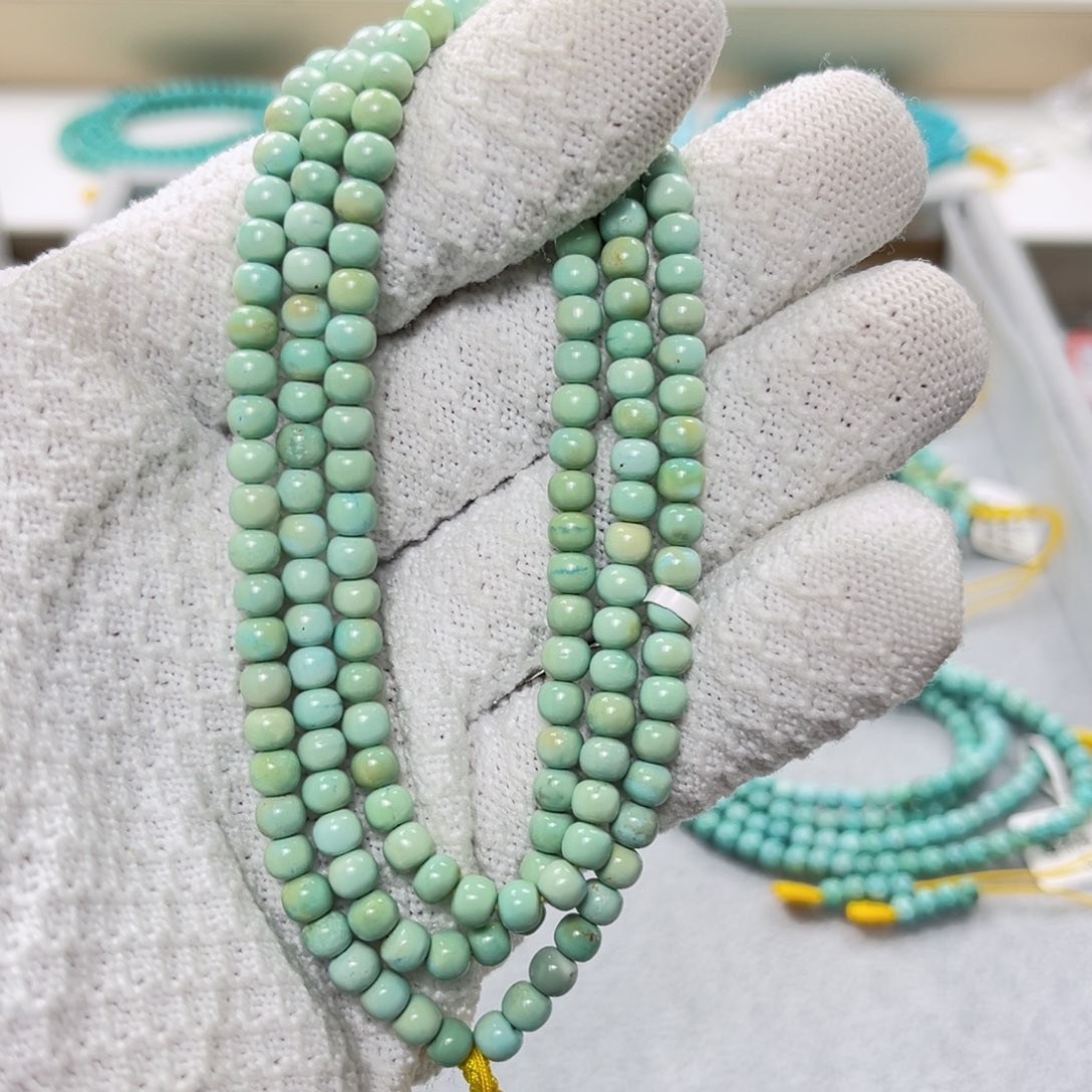 绿松石绿松石未镶嵌