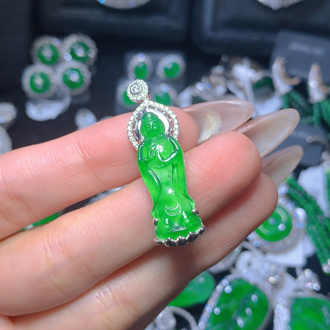 翡翠吊坠(不含链)银S925镶嵌翡翠