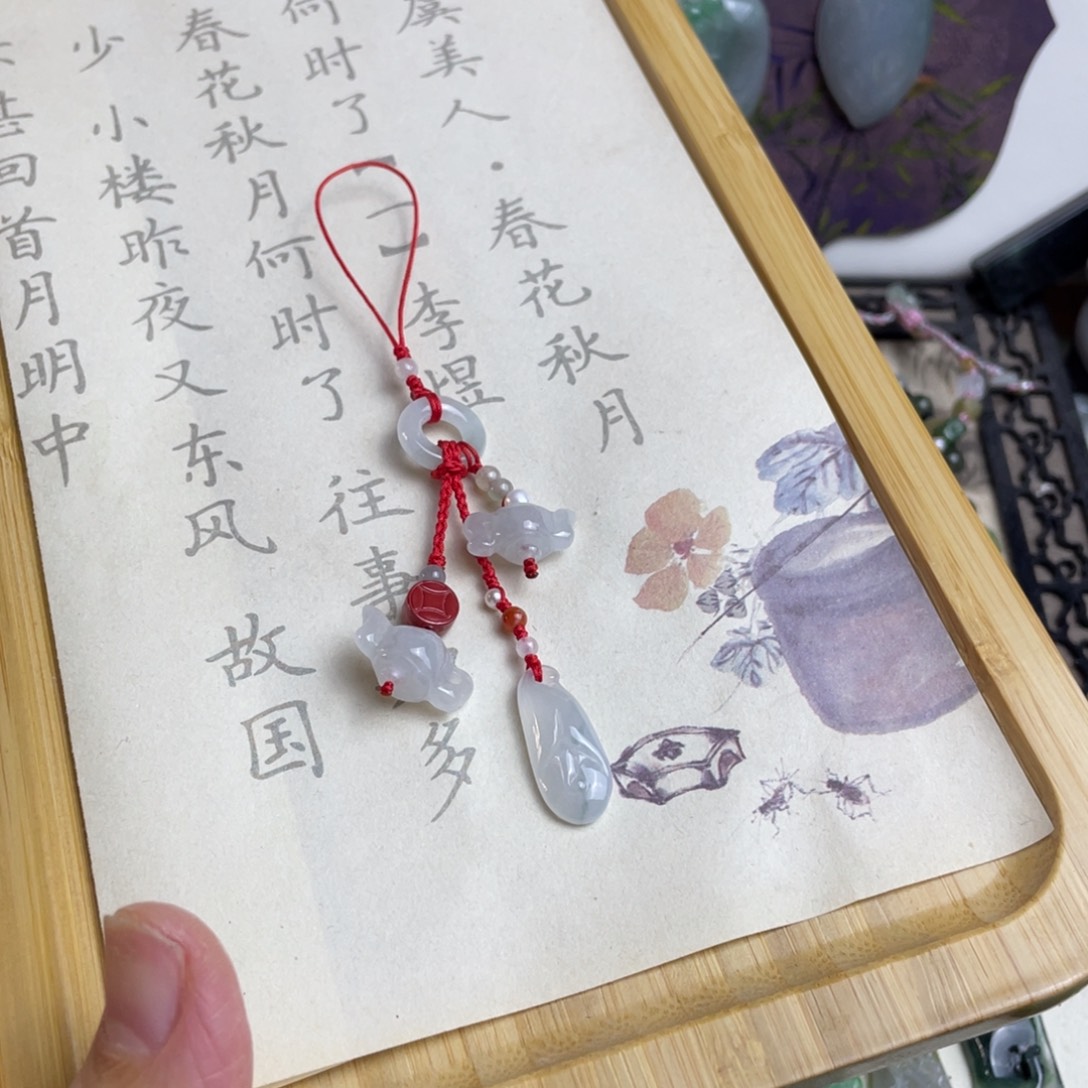 久***暖翡翠未镶嵌挂件设计款手机挂件定制链接