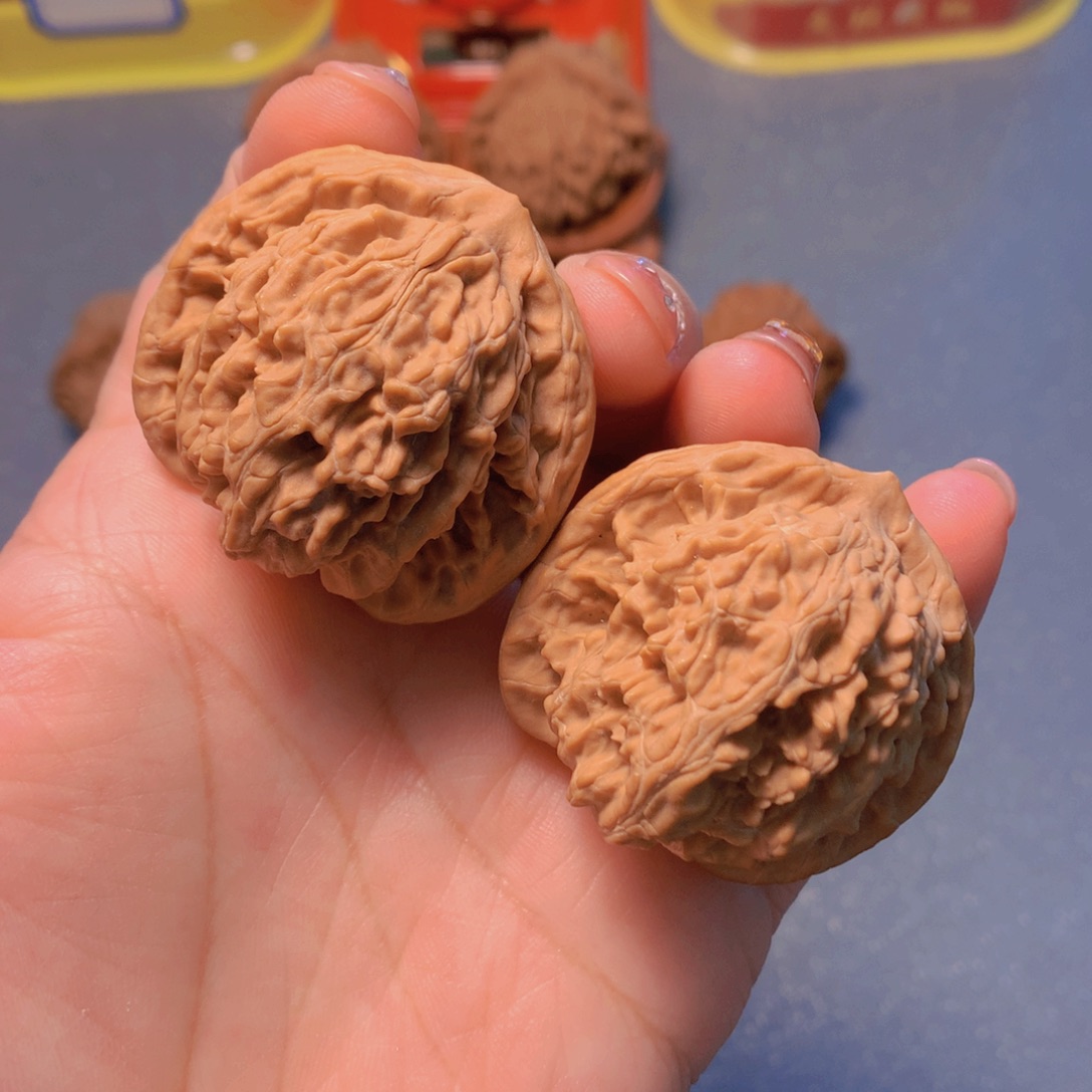 文玩核桃吊坠霞云岭42