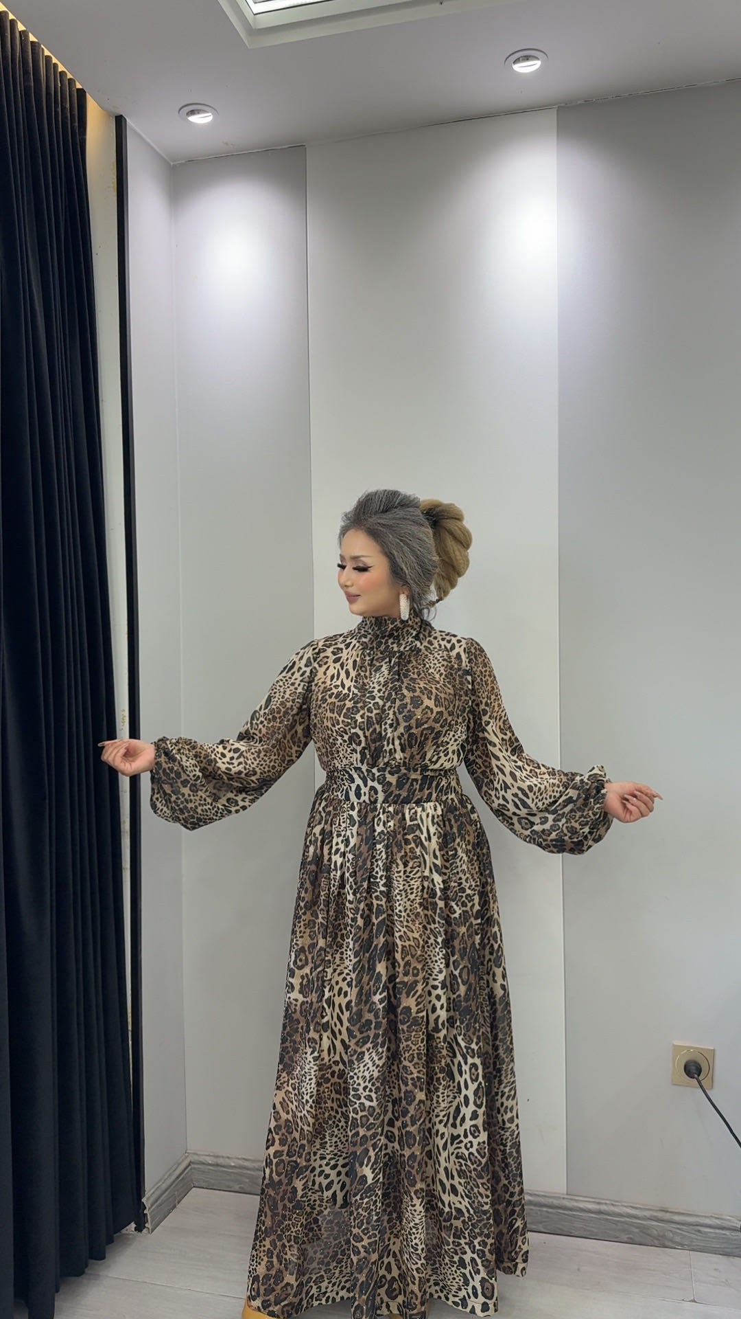 夏季豹纹连衣裙碎花