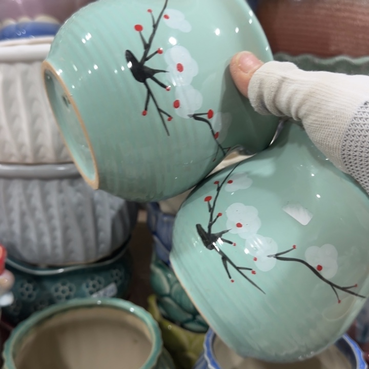 凑9块包邮，有孔，不清楚找客服