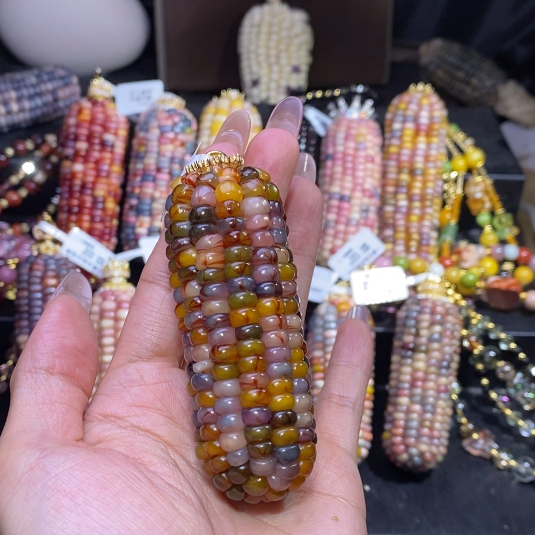 玉W****ě文玩玉米 彩豆晕染