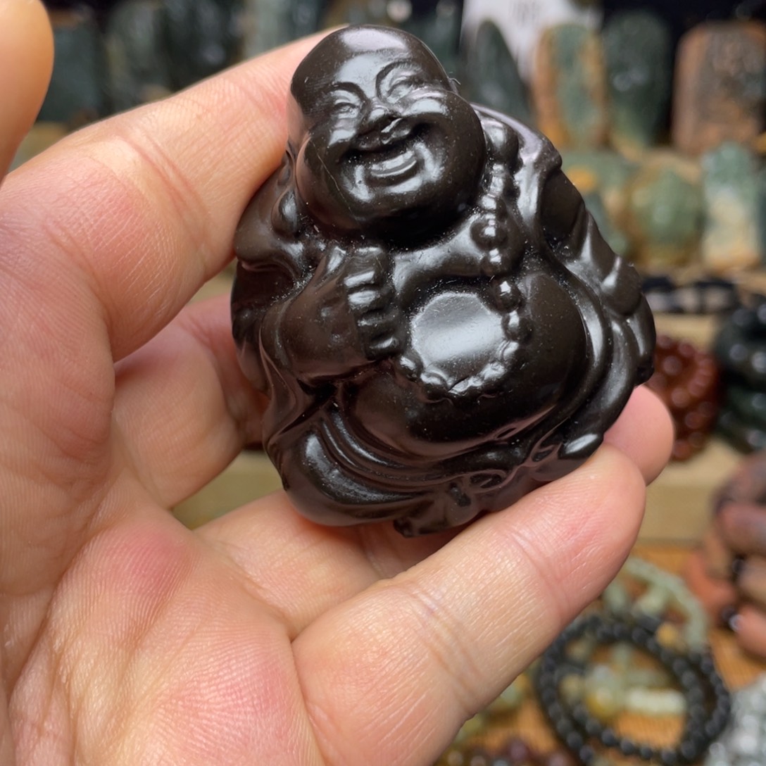 透闪石质玉未镶嵌颈饰