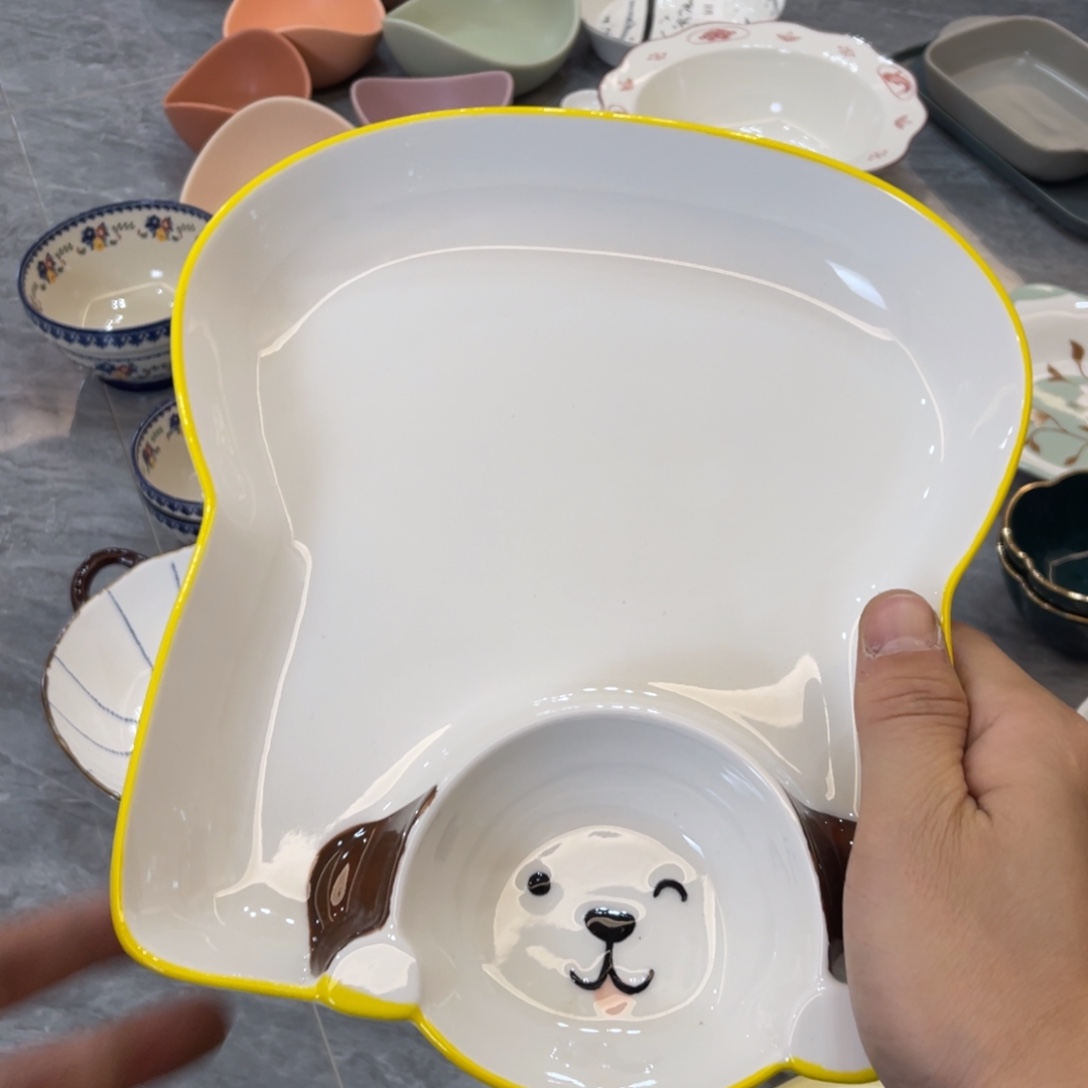 陶瓷微瑕餐具介意勿拍，满18飞！
