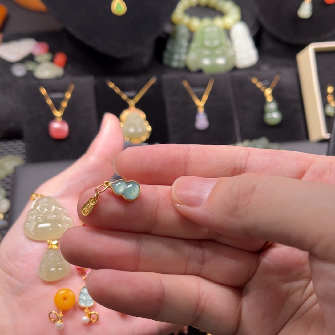 翡翠银S925镶嵌颈饰吊坠