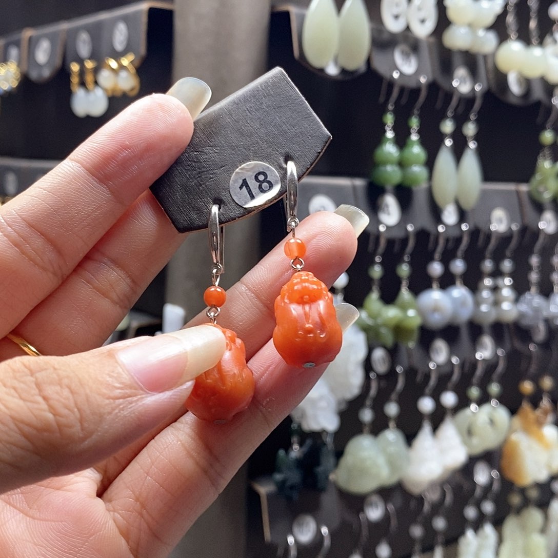 ****醒银S925镶嵌南红玛瑙耳饰