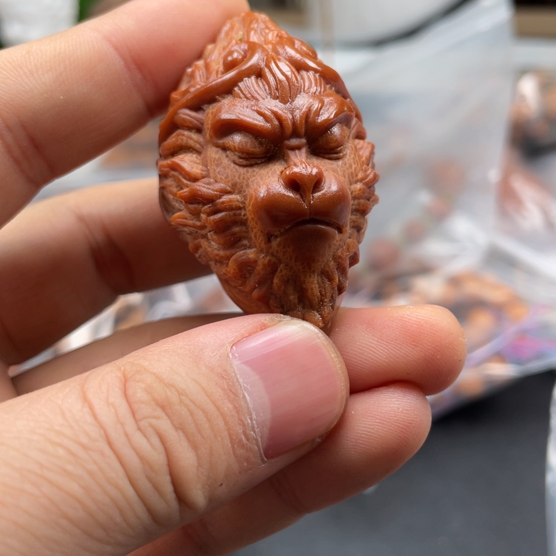 橄榄核吊坠猴头龙