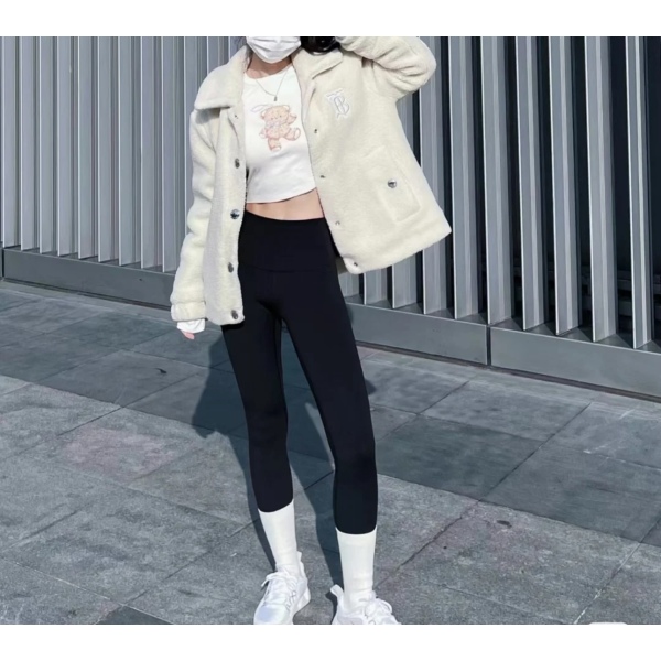 妃鱼/博柏利/丝缎、羊毛、亮片/外套/95新/z零二零一