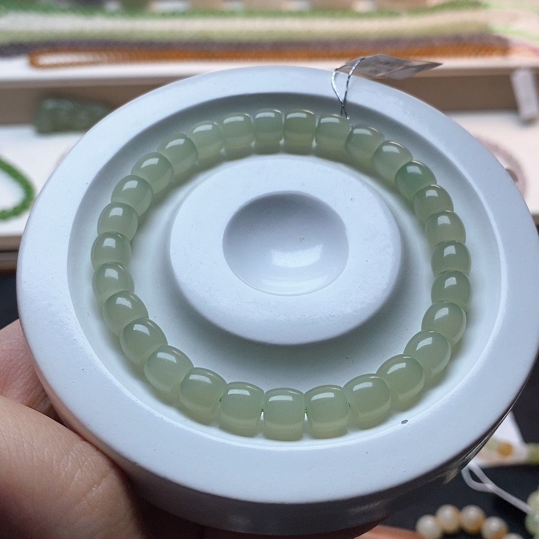 和田玉手串未镶嵌晴水直切7mm手串