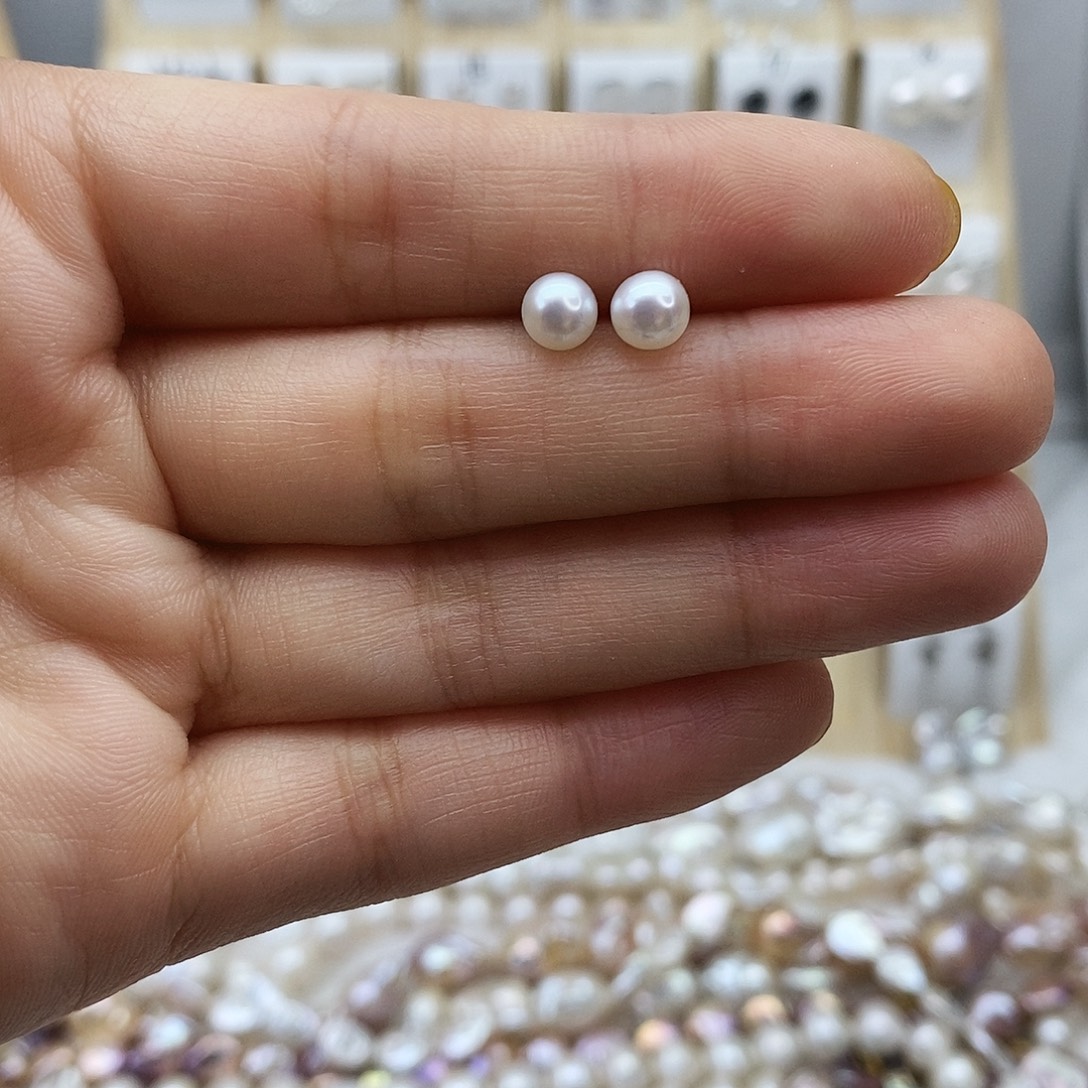 耳饰淡水珍珠未镶嵌