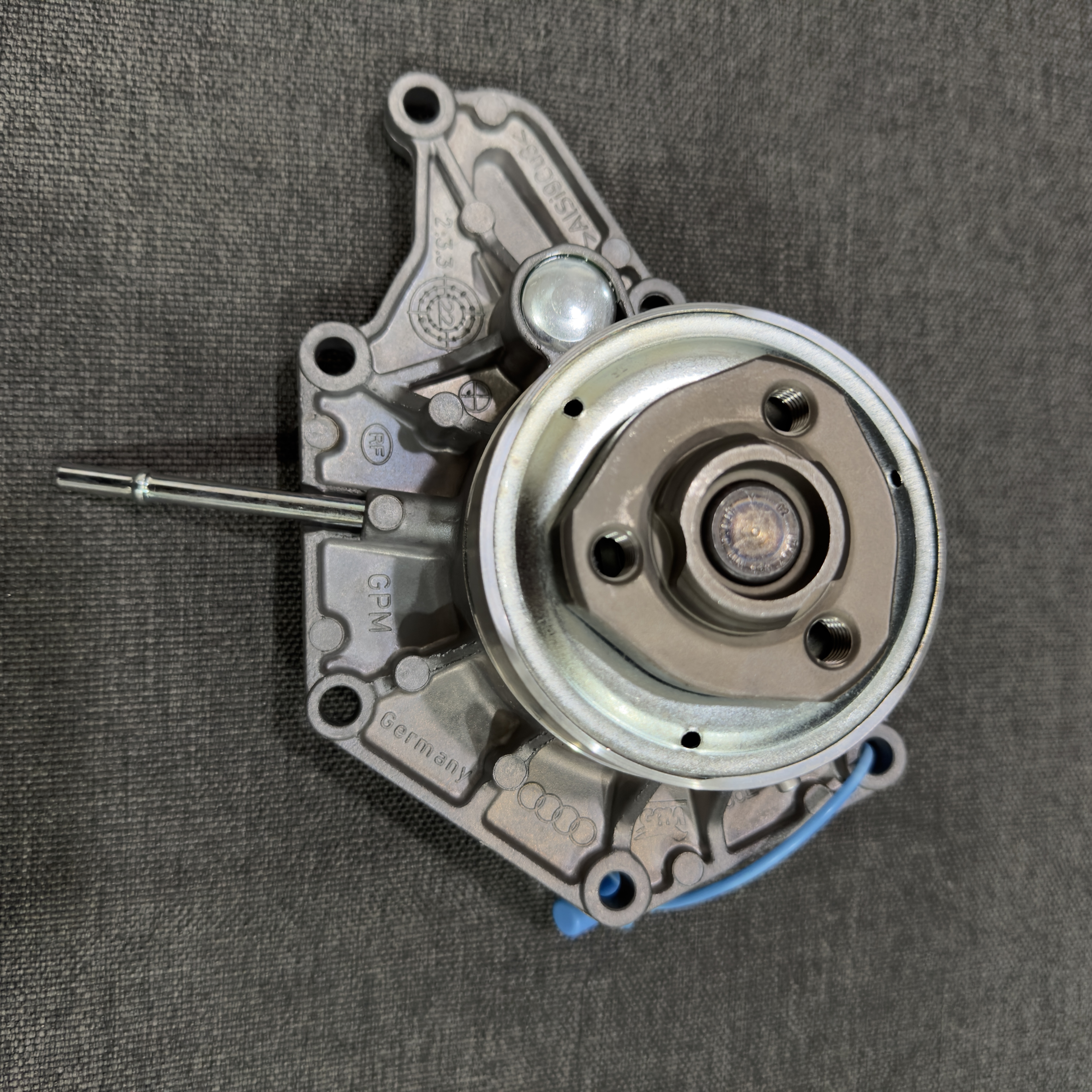 原厂EA837德国进口A6LC7 A7 A5 Q7 A8 卡宴 途锐2.5 2.8 3.0T水泵