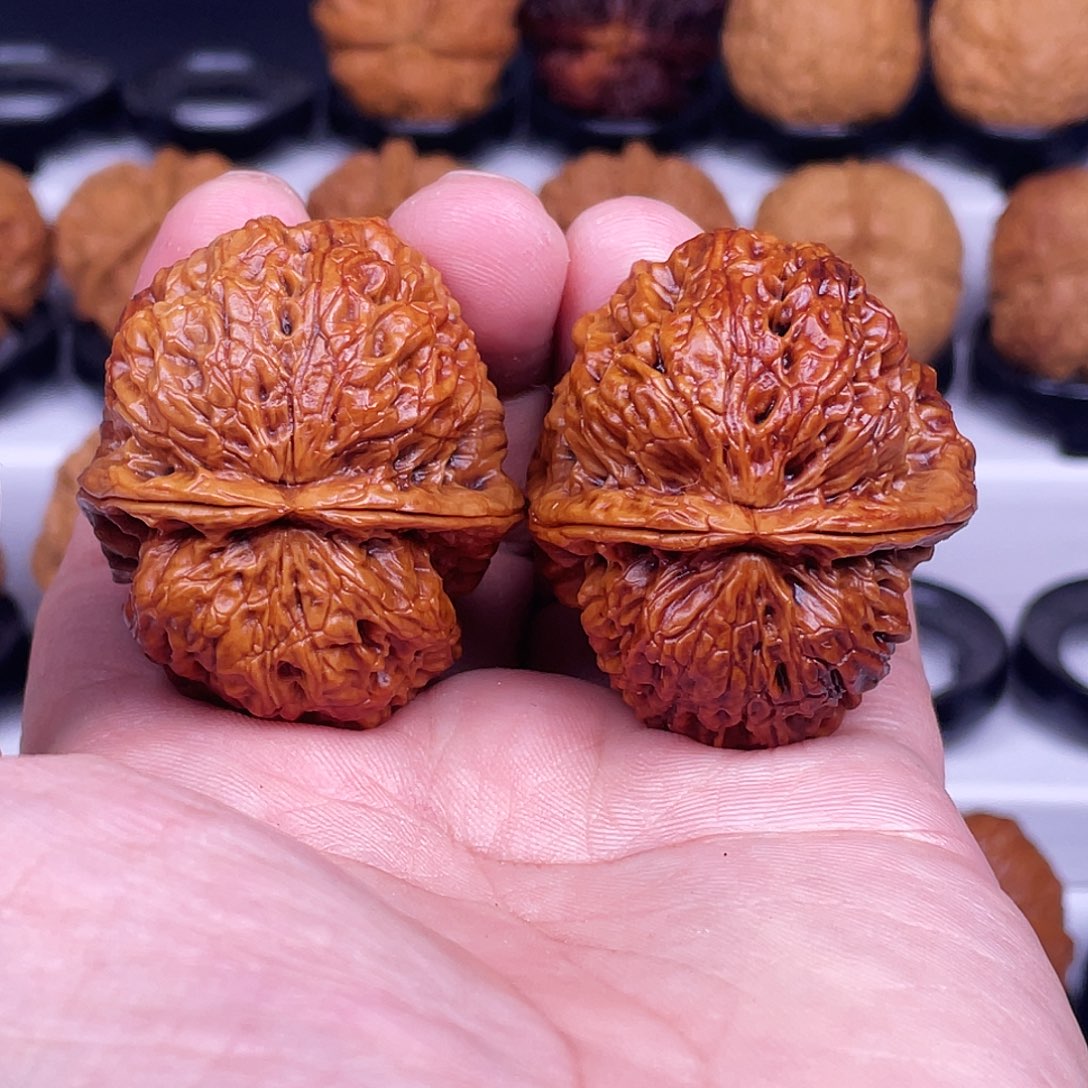 文玩核桃吊坠美若蟾46尺不退不换