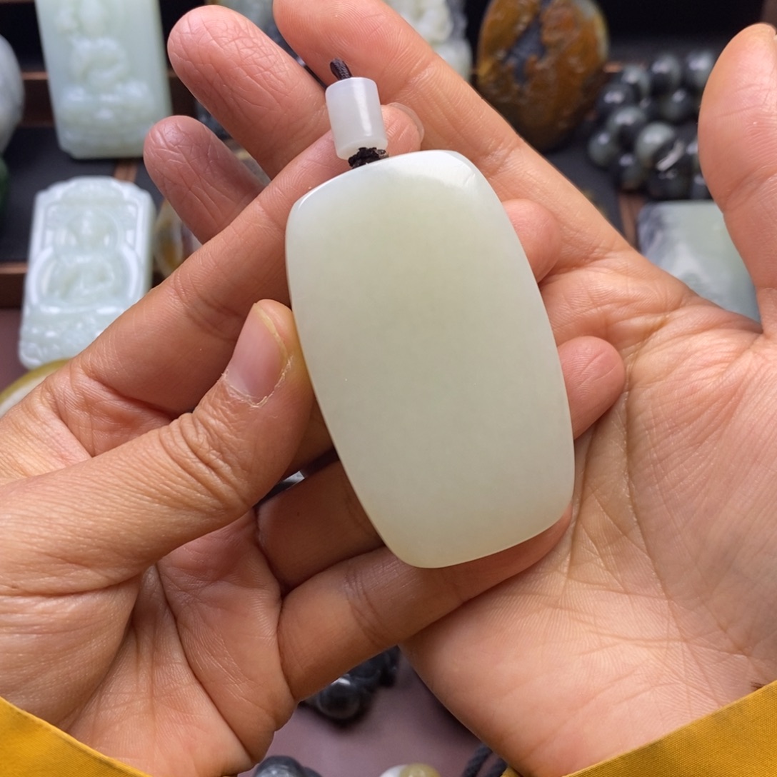 和田玉未镶嵌挂件