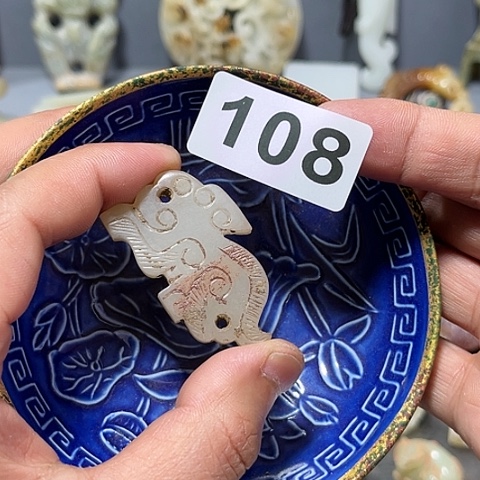 摆件瓷器制作过程是根据不同种类材料所不同