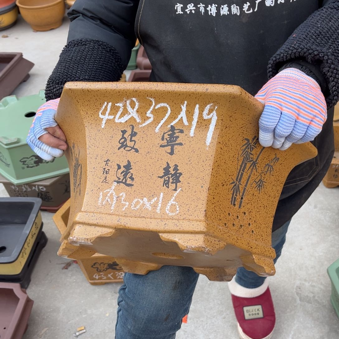 紫砂花盆盆景艺术