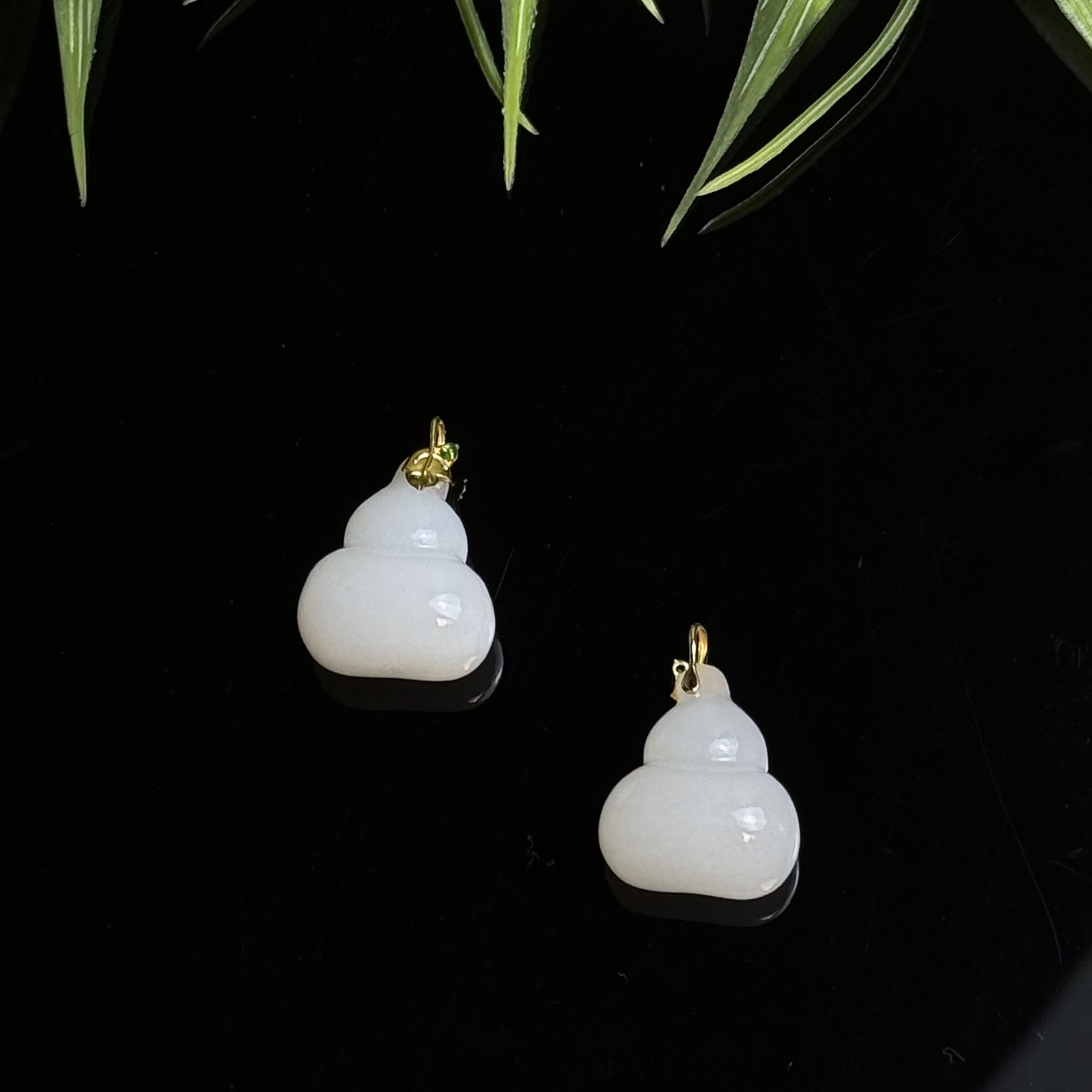 天然和田玉白玉葫芦吊坠 18K金 挂件 多样性发其一