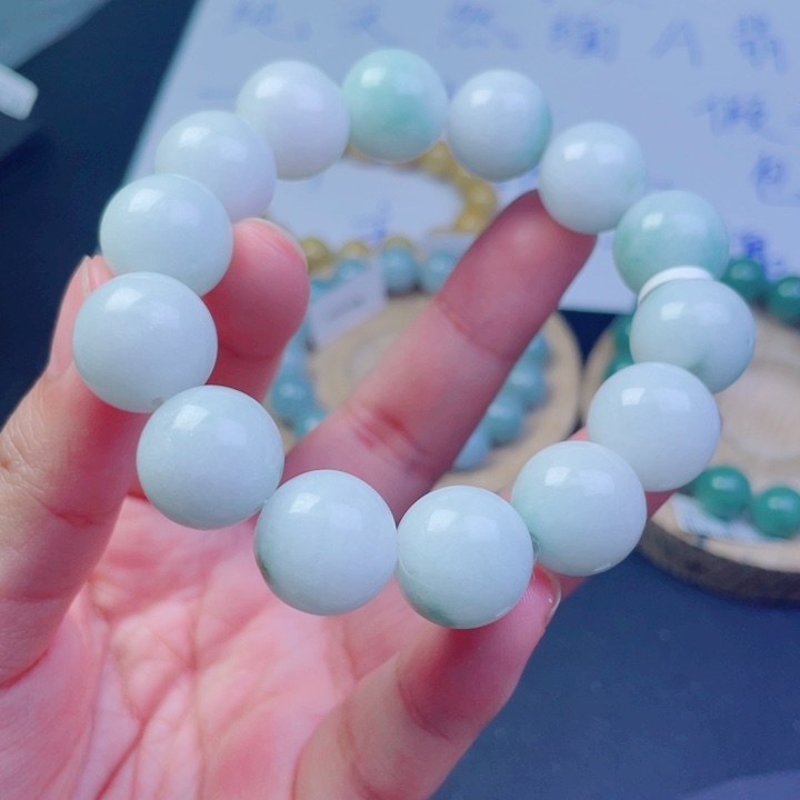 未镶嵌定制琥珀珠串