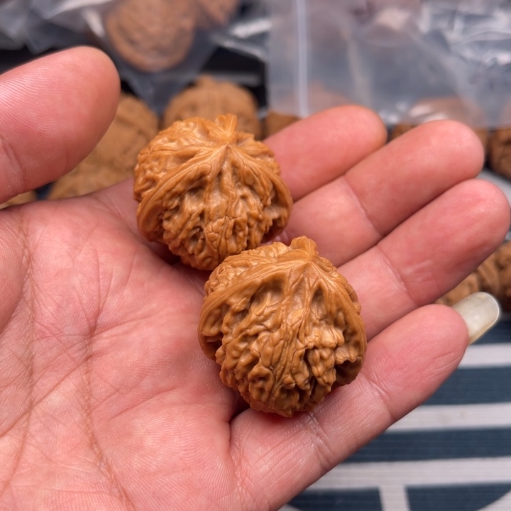 文玩核桃吊坠我***才三棱