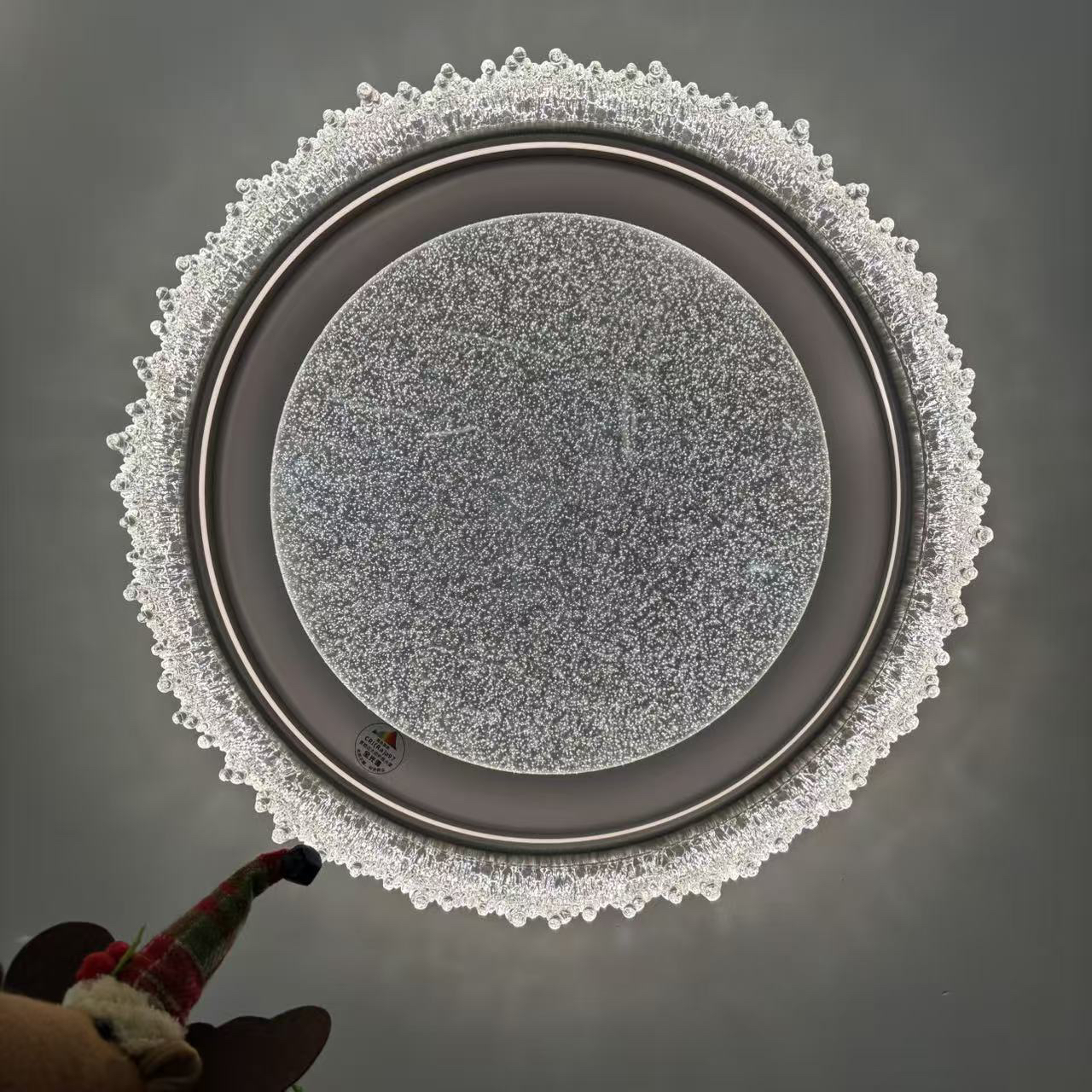 【名品灯饰】新款轻奢简约现代风格圆形卧室吸顶灯