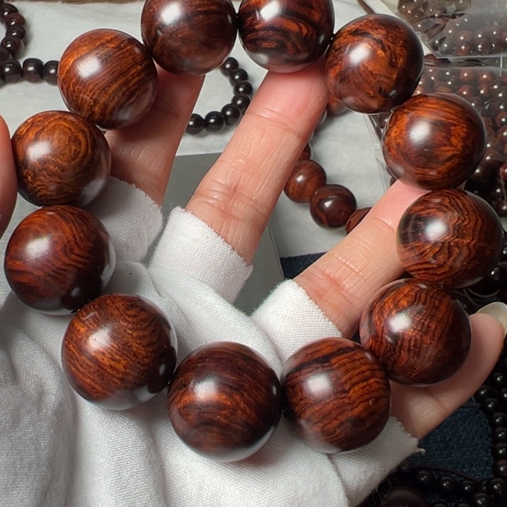 黄花梨/降香黄檀油梨老料水波纹规格2.0手串